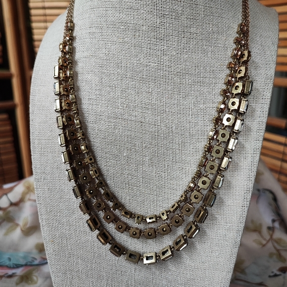 Loft Triple Strand Topaz Peach Emerald Cut Rhinestone Necklace Ann Taylor EUC - Picture 11 of 14